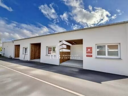 location entrepôt 27 m² à 188 m²