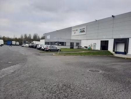 location entrepôt 2 526 m²