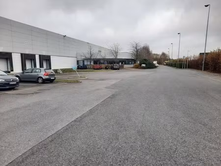 location entrepôt lieusaint 77127 3821m²