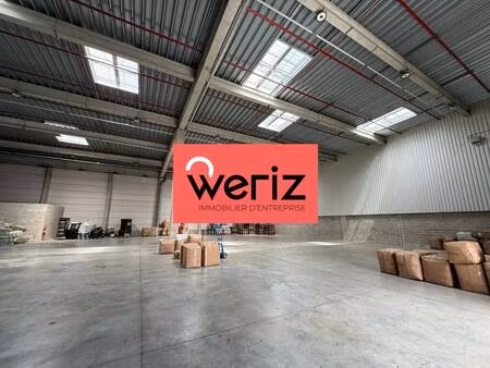 location entrepôt 797 m² à 2 062 m²