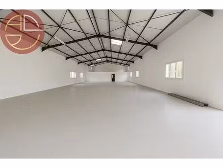 location entrepôt portet sur garonne 31120 759m²