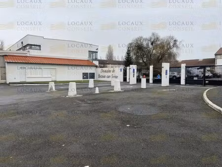 location local d’activités bezons 95870 240m²