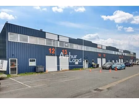 location local d'activités 279 m² à 1 116 m²