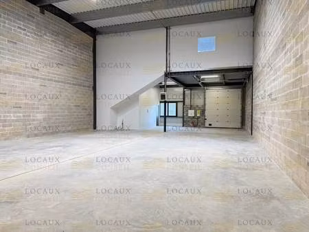location local d’activités les mureaux 78130 295m² à 727m²