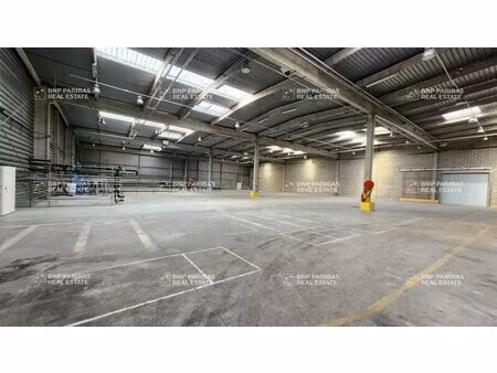 location entrepôt logistique sucy-en-brie 94370 4990m²