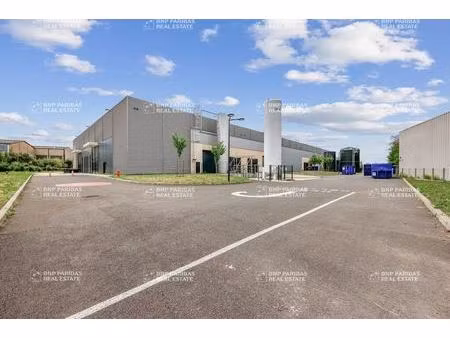 location local d’activités sucy-en-brie 94370 1823m² à 6578m²