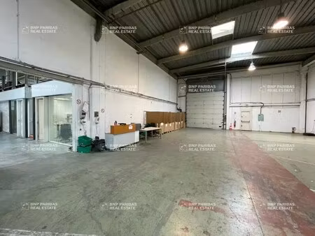location local d’activités valenton 94460 589m²