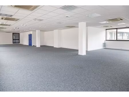 location bureaux 763 m²