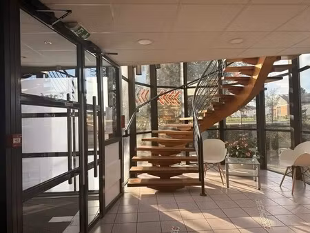 location bureaux 1 200 m²