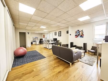 location bureaux 78 m²
