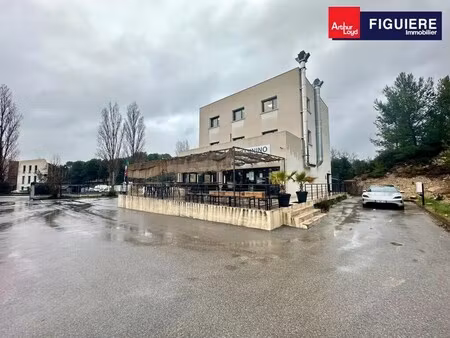 location bureaux 14 m² à 39 m²