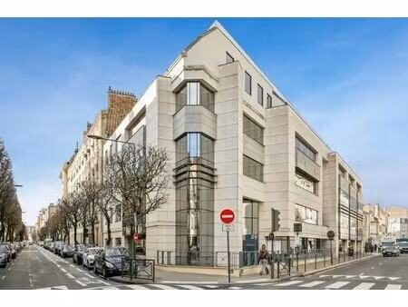 location bureaux 445 m² à 1 105 m²