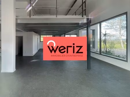 location entrepôt 18 m² à 285 m²