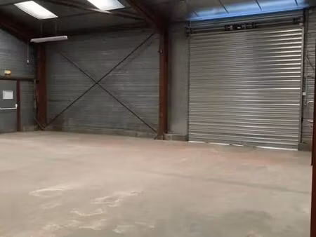 location entrepôt gradignan 33170 662m²
