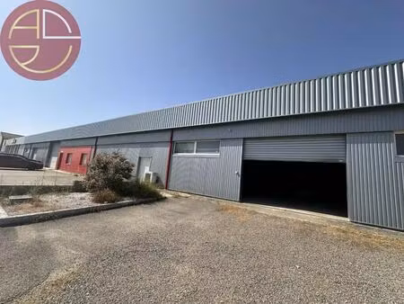 location entrepôt l isle jourdain 32600 1450m²