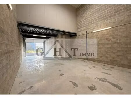 location entrepôt saint pierre du perray 91280 175m²