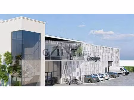 location entrepôt 594 m²