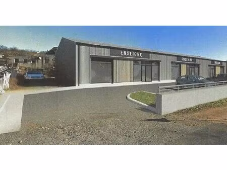 location local d'activités 142 m²