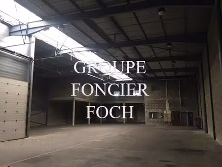 location local d'activités 1 199 m²