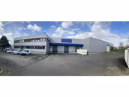 location local d’activités louvres 95380 2280m²