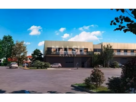 location local d'activités 230 m² à 3 543 m²