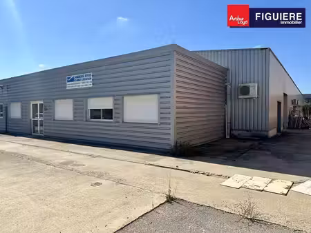 location local d’activités 200m²