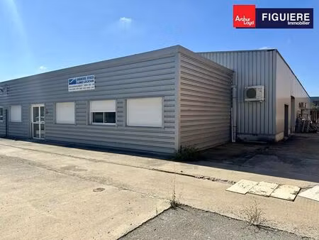 location local d'activités 300 m²