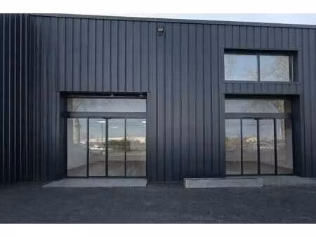 location local d'activités 474 m²