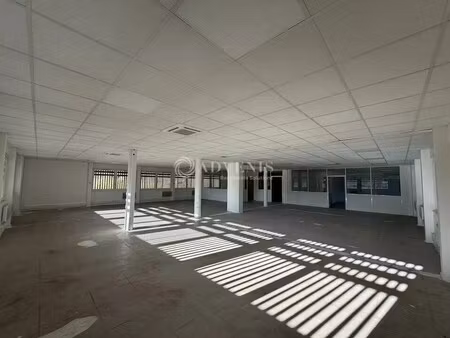 location bureaux 321 m²