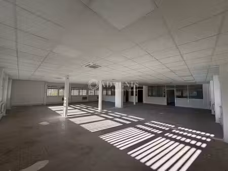 location bureaux golbey 88190 321m²