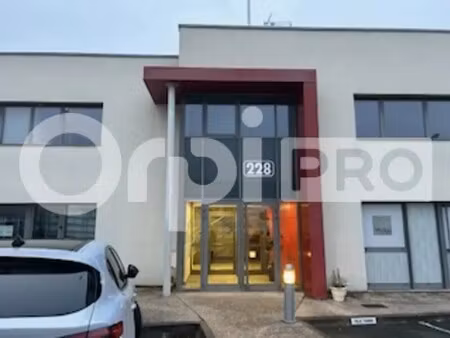 location bureaux 75 m²