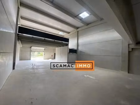 location entrepôt 600 m²