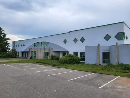 location entrepôt 1 095 m² à 2 208 m²