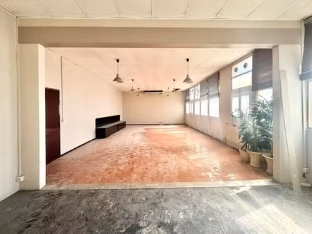 location entrepôt marseille 13005 400m²