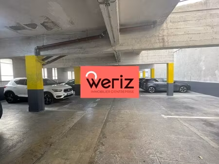 location local d'activités 1 200 m²