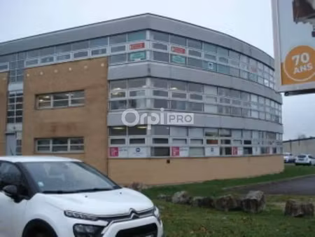 location bureaux 185 m²