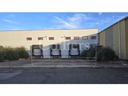 location entrepôt 2 340 m² à 8 954 m²