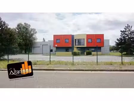 location entrepôt vernouillet 28500 939m²