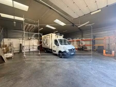 location local d'activités 380 m²