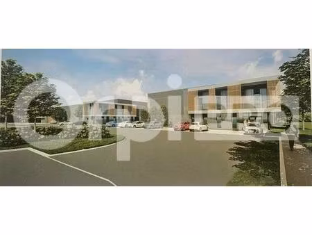 location local d'activités 914 m²