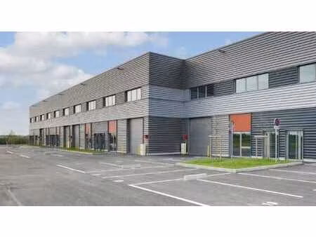 location local d’activités le thillay 95500 371m² à 742m²