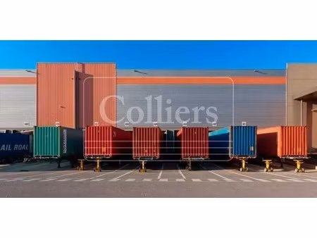 location local d'activités 5 000 m²