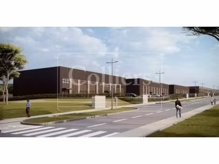 location local d'activités 3 824 m²