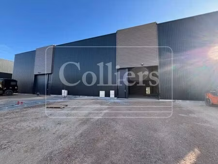 location local d’activités venelles 13770 622m² à 1244m²