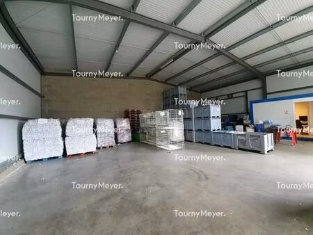 location entrepôt 450 m²