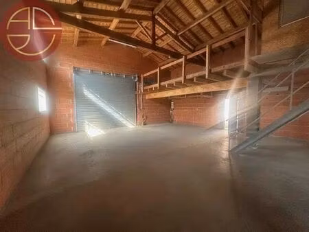 location entrepôt saint lys 31470 520m²