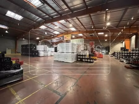 location entrepôt 4 022 m²