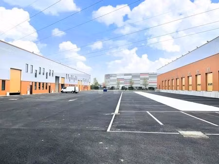 location local d’activités le coudray montceaux 91830 436m² à 1312m²