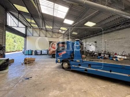 location local d’activités rousset 13790 594m²