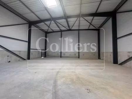 location local d'activités 265 m²